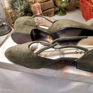 9.2.5. Soft Brushed Velvety Moss Green Low Heeled Shoes Closed Toe Pumps 7